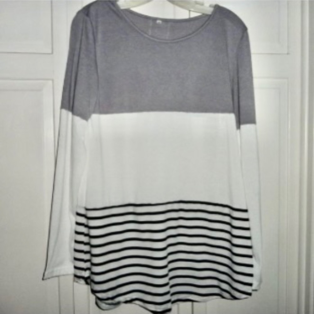 Color Block Tunic Top Womens Medium Gray White Stripe Long Sleeve Lace Back